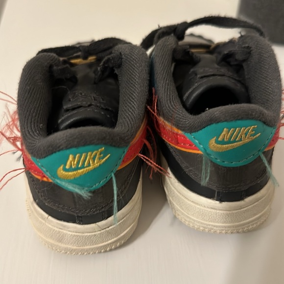 Nike Air Force 1 Low BHM - Picture 4 of 4